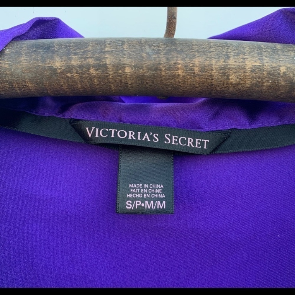 Victoria’s Secret Deep Purple Robe - Picture 3 of 3